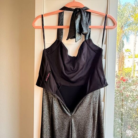 Vintage Betsey Johnson Halter Cocktail Dress in Metallic Black Silver size 4 Y2K - Picture 7 of 10